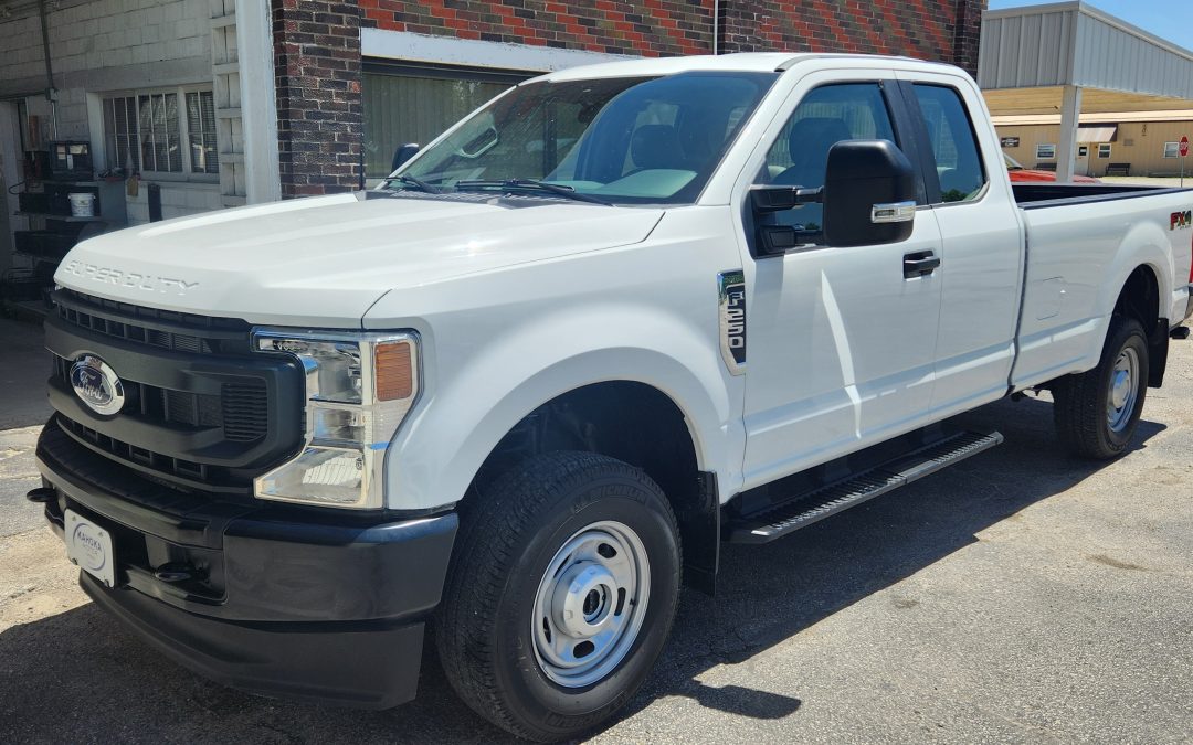 Home Kahoka Motor Co