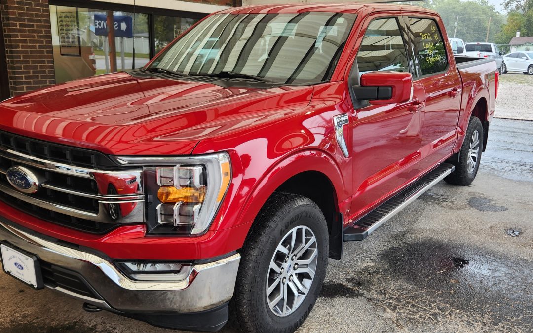 $47900 2022 F-150 Crew Cab Lariat 4×4 Red 43k miles